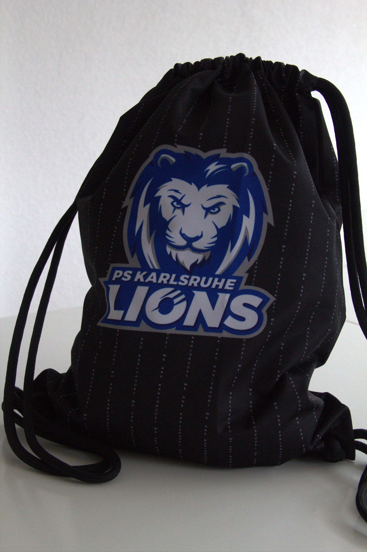 WE ARE KARLSRUDEL Turnbeutel